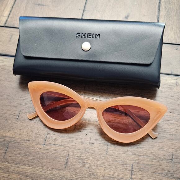 Shein Peach Jelly Cat Eye Sunglasses New - Picture 1 of 3